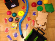 Inhalt der Bewegungskisten  Foto: Berhard Bayer