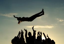 Bewegung & Vertrauen Outworx - Betriebliche Gesundheitsförderung - Bewegung & Vertrauen