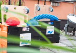 die Bewegungskisten ....Foto: Manuel Bukovics