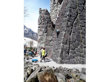 Kletterturm Foto: AVOS