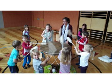 "Gesunder Kindergarten" Stuhlfelden: Musik & Tanzprojekt