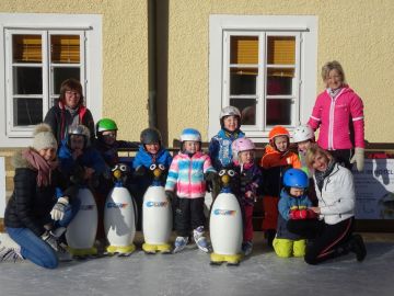 WIR WAREN EISLAUFEN Foto: Promberger Annalena