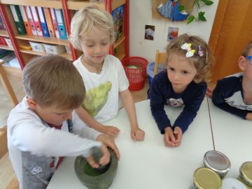 Kräutersalzherstellung