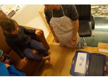 Hier durften wir einen Fußabdruck machen