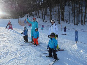 Eltern-Kind-Schifahren am Astenlift