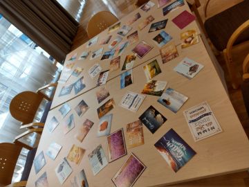 Kärtchen zum Mitnehmen - mein Lieblingsspruch / Foto: Andrea Füreder AVOS