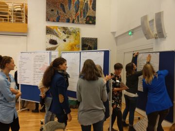 Präsentation der Ergebnisse der Teamarbeit / Foto: Andrea Füreder AVOS