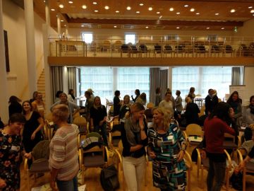 Bewegter Einstieg in den Nachmittag / Foto: Andrea Füreder AVOS