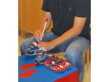 Kinderfüße - Kinderschuhe