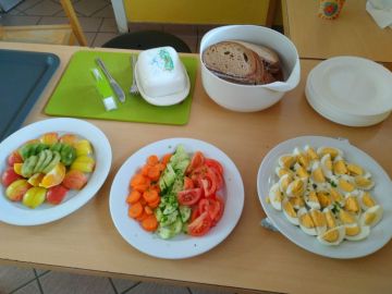 "Wenn es bunt aussieht, schmeckt es auch bunt!“ "Wenn es bunt aussieht, schmeckt es auch bunt!“