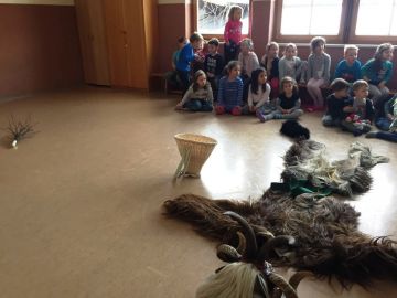 Wer steckt unter der Krampusmaske?