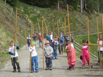KG Dorfgastein_Jurte aufstellen_2017 Foto: KG Dorfgastein