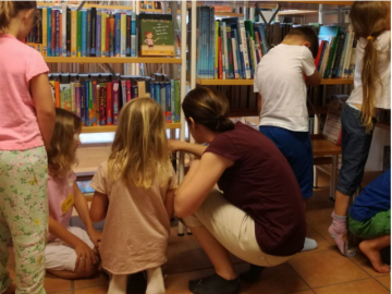 Mio, die Maus lädt in die Bergheimer Bücherei ein