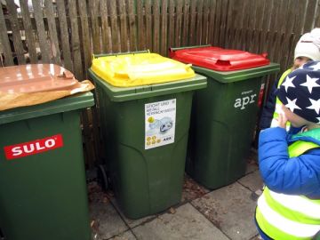 Mülltrennung - kinderleicht?! Foto: Christina Rosner Mülltrennung - kinderleicht?!